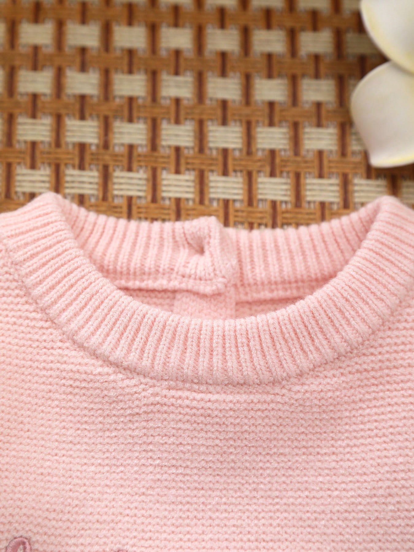 Lente- en herfstbaby gebreide  - Baby Nursery Embroidery recensie en prijs